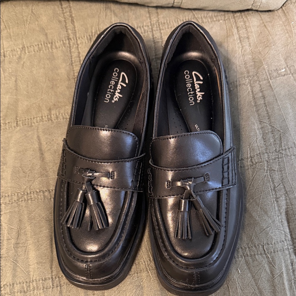 Clarks Black Leather Tassel Loafers - Picture 2 of 5